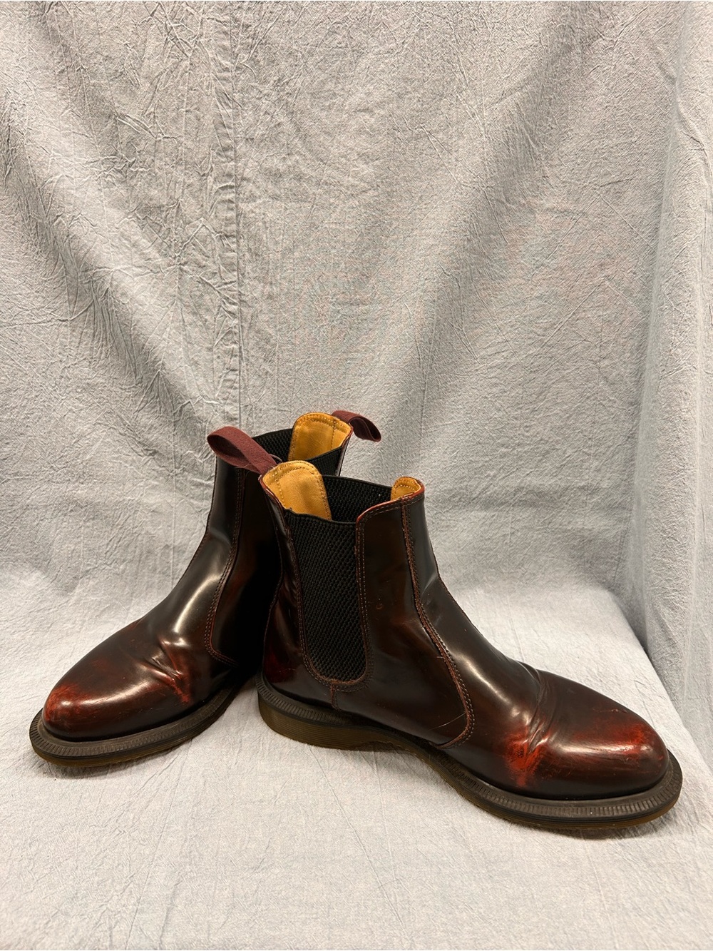 Dr Marten women’s Flora Chelsea Boot - Picture 7 of 11